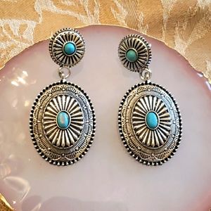 ⚡️ Antique Silver Southwest Dangle Earrings